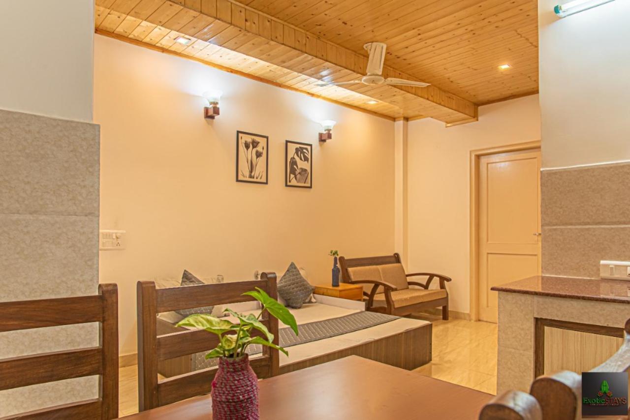The Kasauli Western Uphills I Serviced Apartments I Pvt Balcony I Peacefull Area I By Exotic Stays Esterno foto