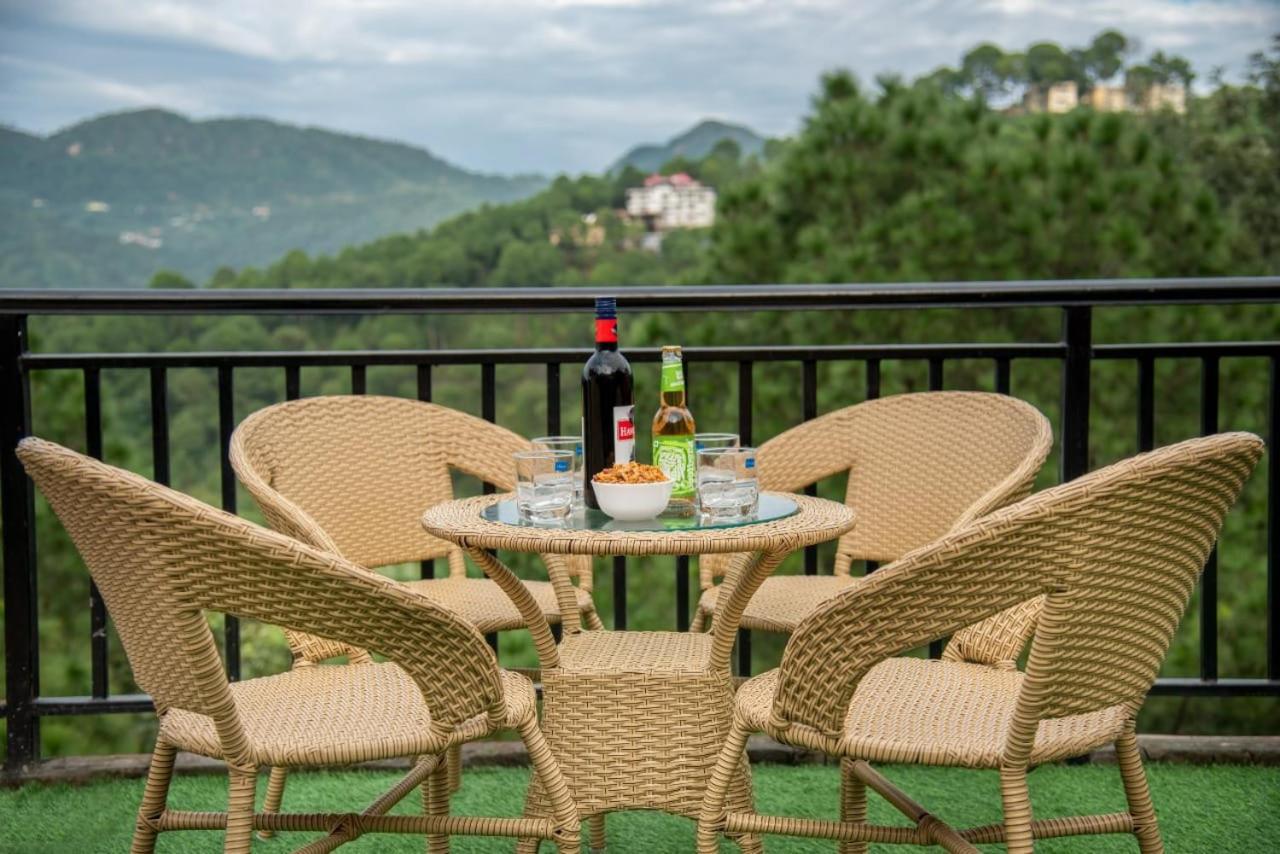 The Kasauli Western Uphills I Serviced Apartments I Pvt Balcony I Peacefull Area I By Exotic Stays Esterno foto